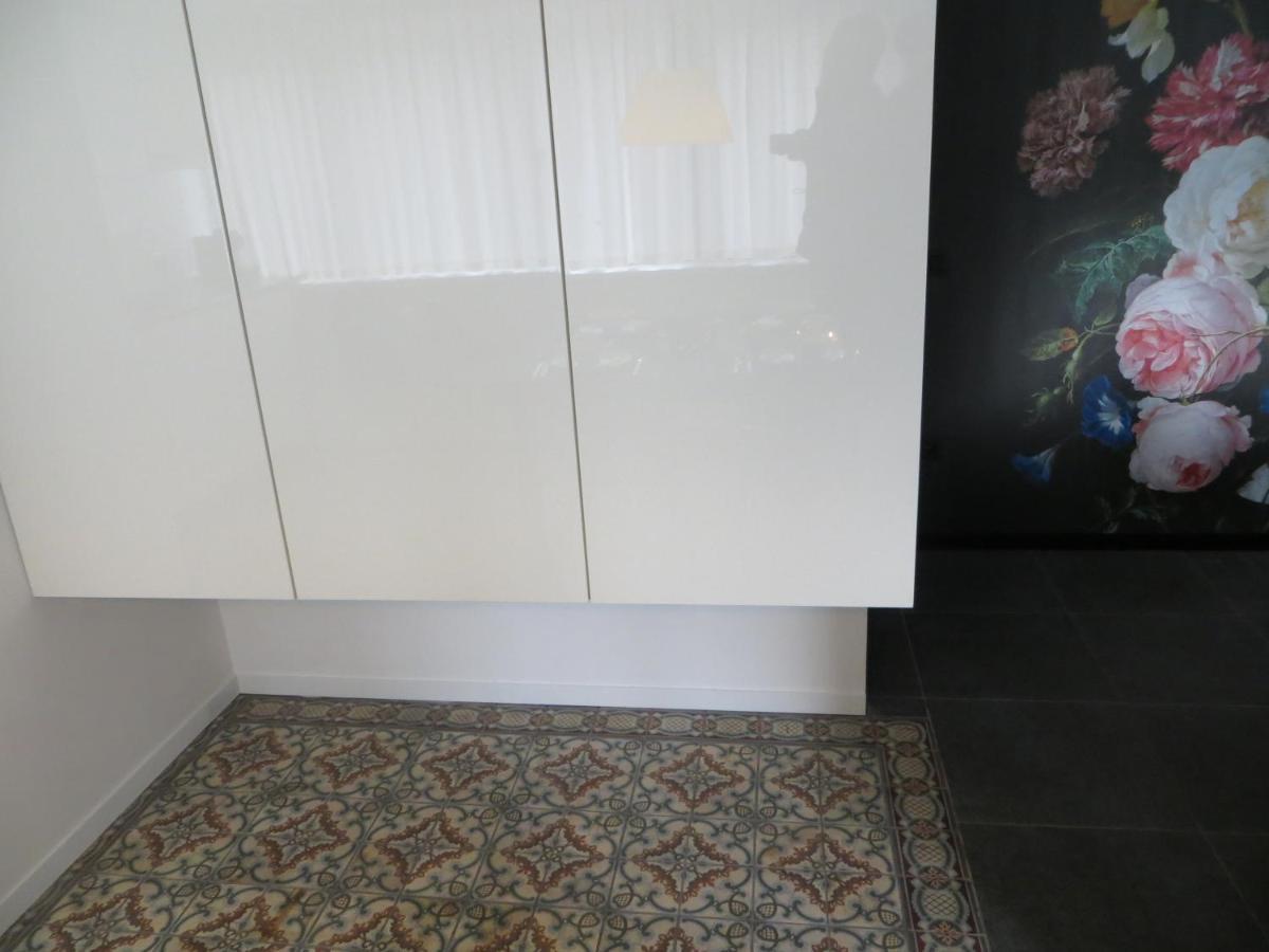 Gerenoveerd Huisje Gelegen Aan Water Bij Bos Vila Lanaken Exterior foto